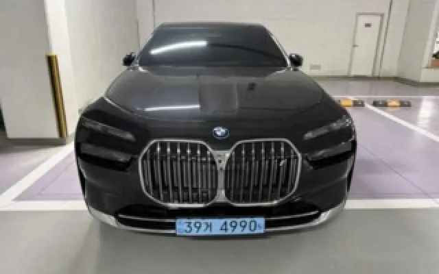 인천신용불량자중고차대출 BMW i7 xDrive 60 DPE 매물 사진 9 - 2023/09 87,198km